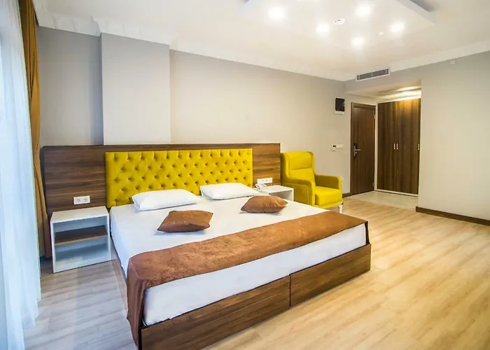 Caykara Park מלון